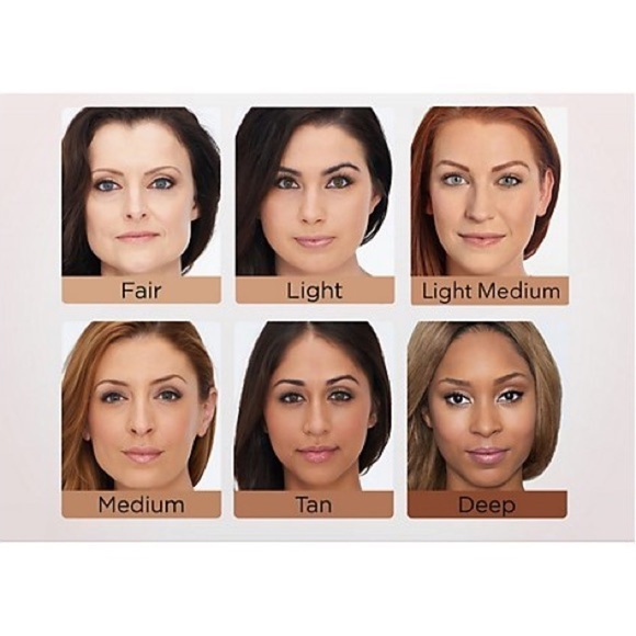 Doll 10 HydraLux Foundation- Medium - Picture 4 of 4